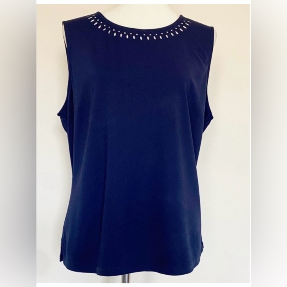 Brooks Brothers Openwork Neck Navy Blue Sleeve Less Blouse Size XL